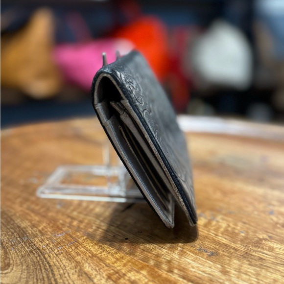 CHANEL long bifold wallet embossed - Picture 4 of 7